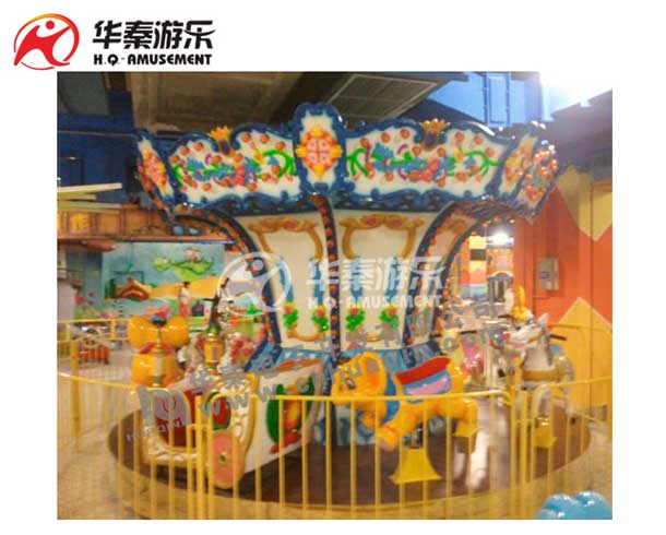 12人豪華轉(zhuǎn)馬