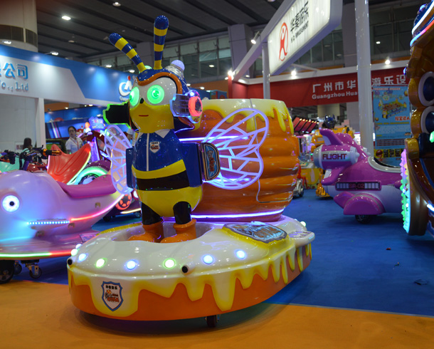 蜜蜂隊長游樂設備           