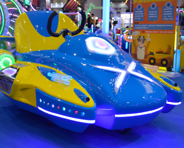 時空戰(zhàn)艦游樂設備           