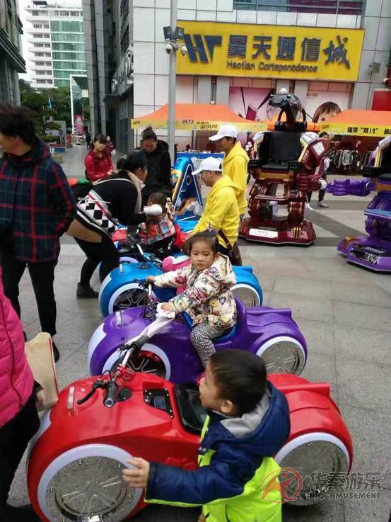 華秦廣場(chǎng)太子摩托車(chē)