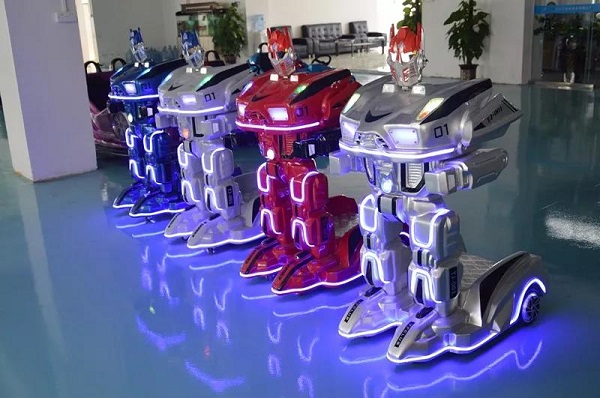 游樂(lè)設(shè)備-兒童機(jī)甲人