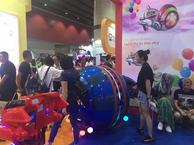 游樂設(shè)備-碰碰車 游樂設(shè)備-碰碰車