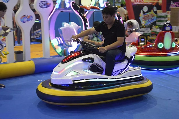 游樂設(shè)備-碰碰車 游樂設(shè)備-碰碰車