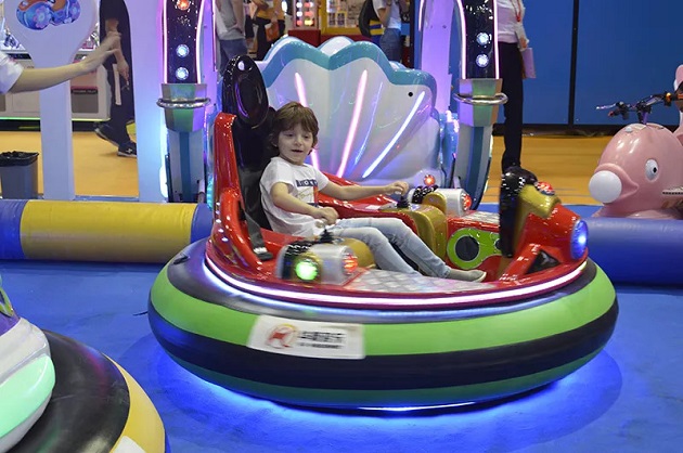 游樂設(shè)備-碰碰車 游樂設(shè)備-碰碰車