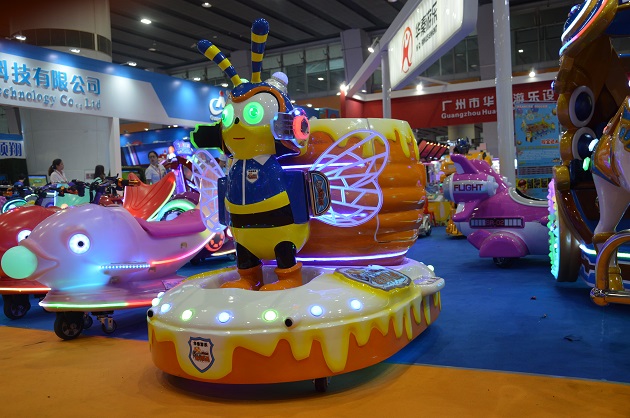 蜜蜂隊長-游樂設備-碰碰車 蜜蜂隊長-游樂設備-碰碰車