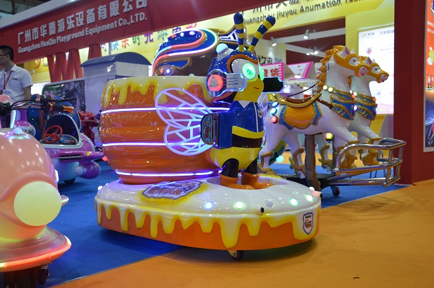 蜜蜂隊長-游樂設備-碰碰車 蜜蜂隊長-游樂設備-碰碰車